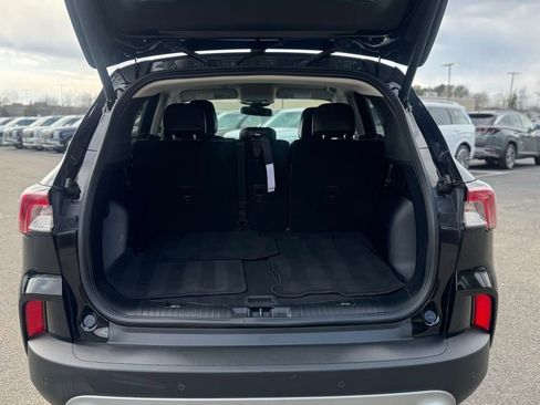 Used 2022 Ford Escape Titanium AWD/4WD image 6