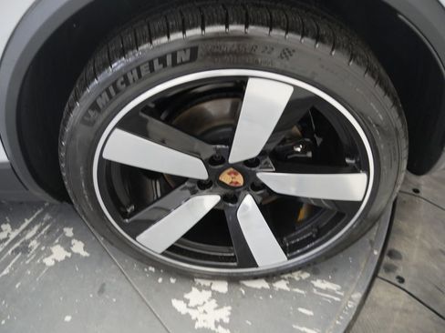 New 2026 Porsche Macan 4 Electric AWD/4WD image 14