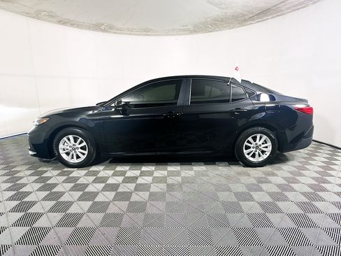 Certified 2025 Toyota Camry LE FWD image 6