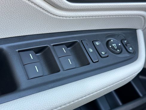 New 2026 Honda Odyssey EX-L image 12