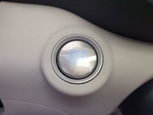 New 2026 Hyundai Venue SEL FWD image 37