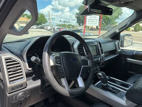 Used 2016 Ford F150 Lariat w/ Equipment Group 502A Luxury AWD/4WD image 9