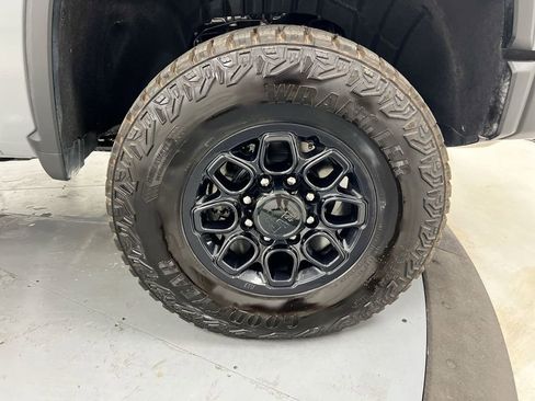 Used 2024 Chevrolet Silverado 2500 ZR2 w/ ZR2 Bison Edition image 26