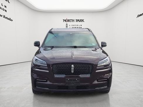 Used 2024 Lincoln Aviator Reserve w/ Jet Package RWD image 8