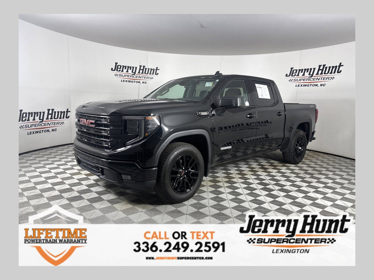 Used 2024 GMC Sierra 1500 Elevation AWD/4WD image 1