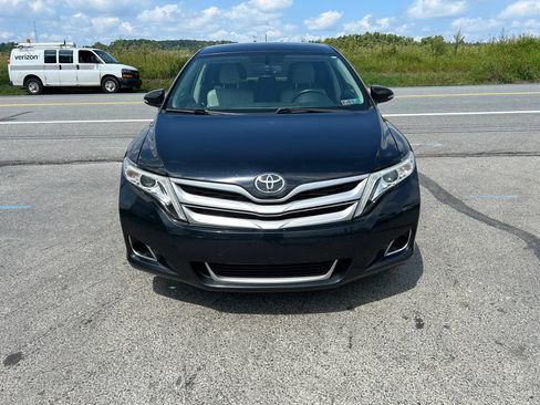 Used 2013 Toyota Venza Limited AWD/4WD image 4