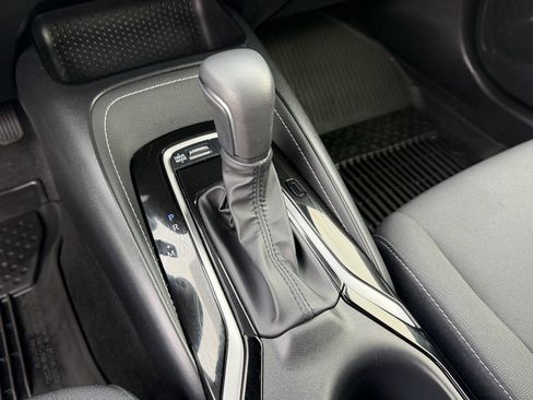 Used 2025 Toyota Corolla Hatchback image 30