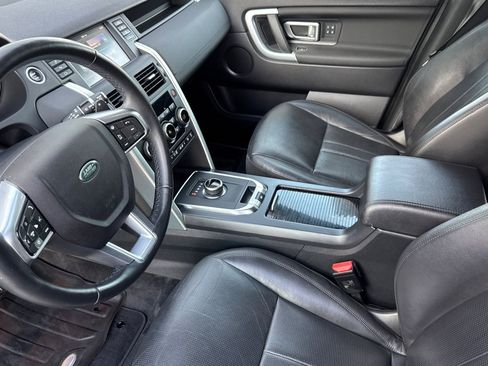 Used 2019 Land Rover Discovery Sport HSE image 9