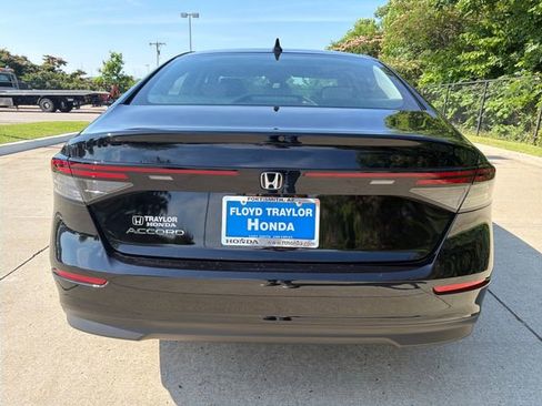 New 2026 Honda Accord SE image 4