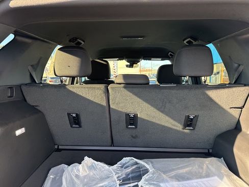 New 2026 Chevrolet Equinox LT w/ Safety and Technology Package image 33