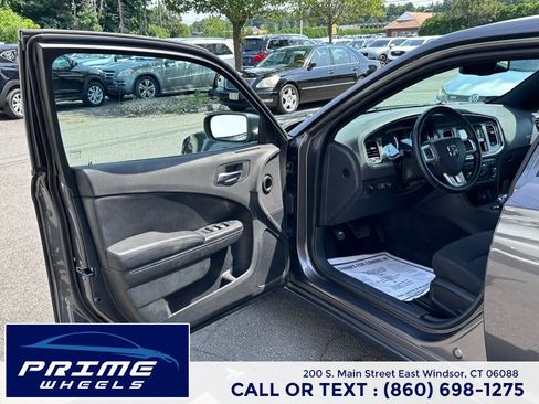 Used 2014 Dodge Charger SE AWD/4WD image 9