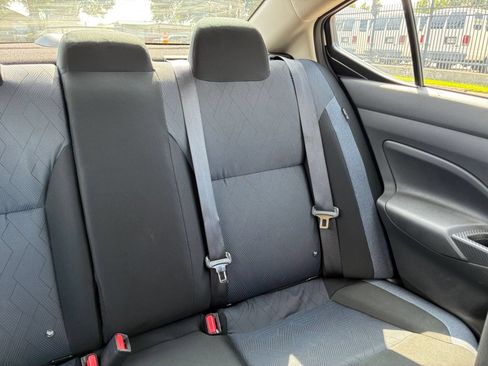 Used 2025 Nissan Versa SV FWD image 30
