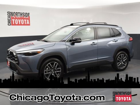Used 2026 Toyota Corolla Cross XLE w/ Convenience Package FWD image 1