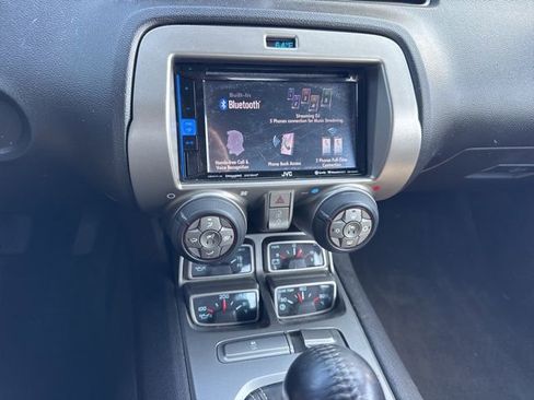 Used 2010 Chevrolet Camaro SS w/ RS Package image 10