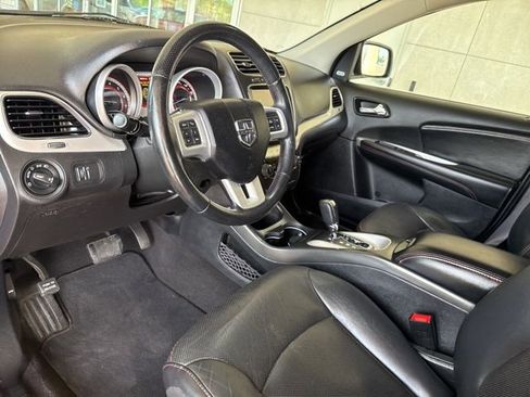 Used 2019 Dodge Journey GT AWD/4WD image 31