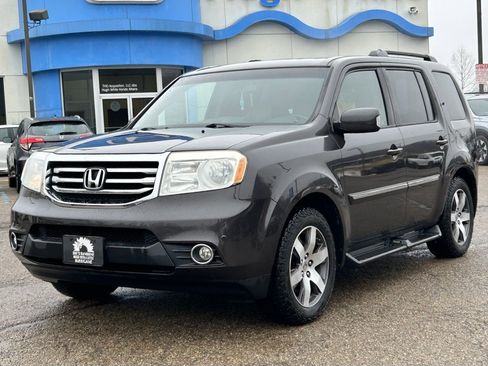 Used 2012 Honda Pilot Touring image 1