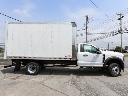 New 2025 Ford F550 XL w/ XL Chrome Package image 12