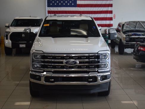 Used 2023 Ford F250 Lariat w/ Chrome Package AWD/4WD image 8