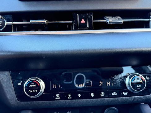 Used 2024 Mitsubishi Outlander Ralliart image 7