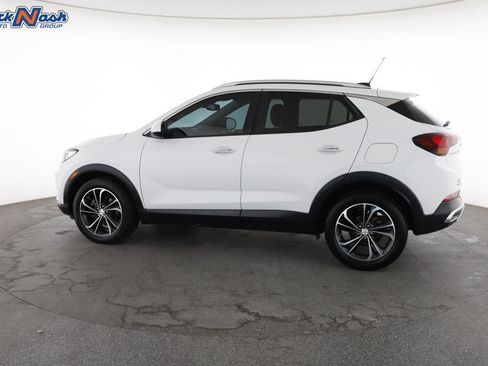 Used 2022 Buick Encore GX Essence FWD image 8
