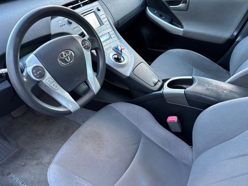Used 2012 Toyota Prius Three image 10