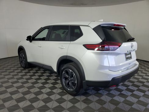 New 2026 Nissan Rogue SV image 6