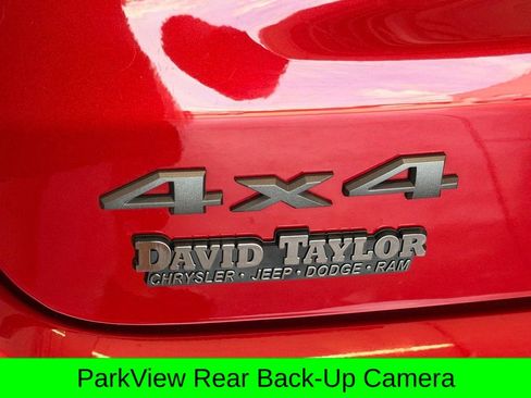 Used 2025 Jeep Compass Trailhawk AWD/4WD image 9