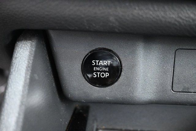 Used 2025 Nissan Rogue SV AWD/4WD image 22