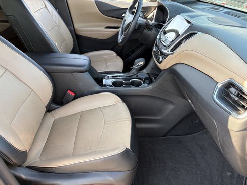 Certified 2023 Chevrolet Equinox Premier FWD image 12