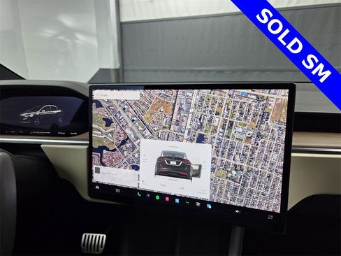 Used 2023 Tesla Model X image 16