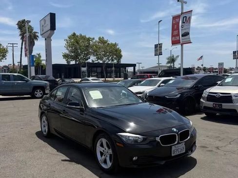 Used 2015 BMW 320i Sedan RWD image 3