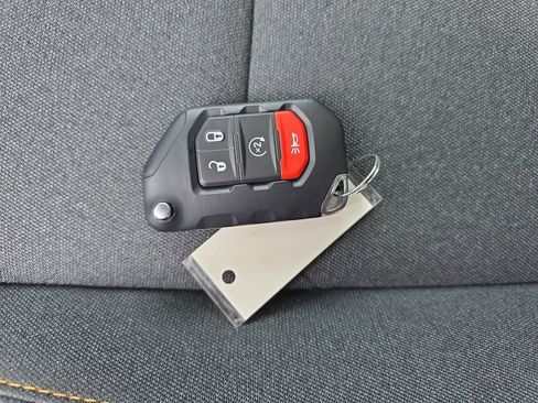 New 2026 Jeep Wrangler Unlimited Sport image 33