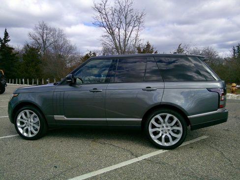 Used 2016 Land Rover Range Rover HSE image 6