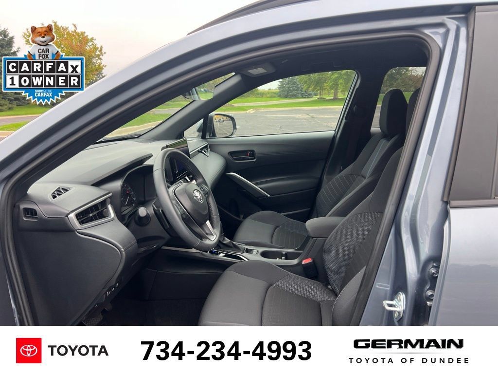 Used 2024 Toyota Corolla Cross AWD Hybrid image 13