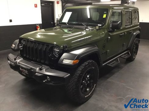 Used 2021 Jeep Wrangler Unlimited Sport AWD/4WD image 6