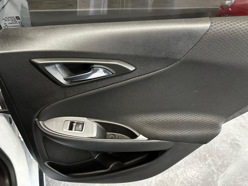 Used 2021 Chevrolet Malibu RS FWD image 13