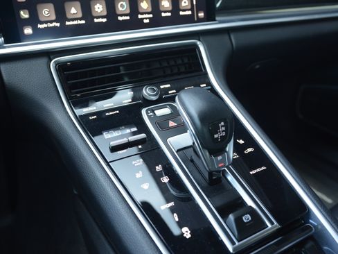Certified 2023 Porsche Panamera Platinum Edition RWD image 23