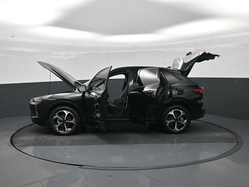 Used 2023 Ford Escape ST-Line Elite w/ Premium Technology Package image 39