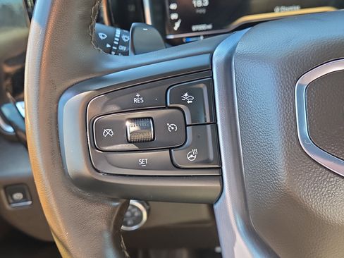 Used 2024 GMC Sierra 1500 SLT w/ SLT Premium Plus Package AWD/4WD image 20