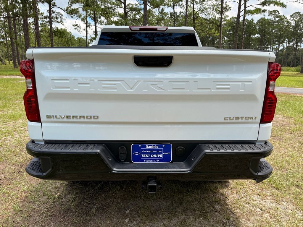 New 2026 Chevrolet Silverado 1500 Custom Trail Boss AWD/4WD image 4