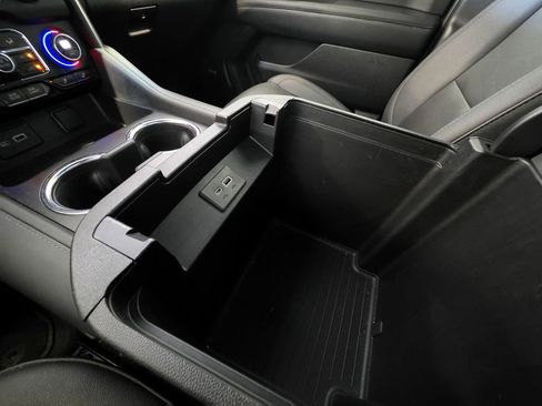 Used 2022 Chevrolet Suburban LT AWD/4WD image 39