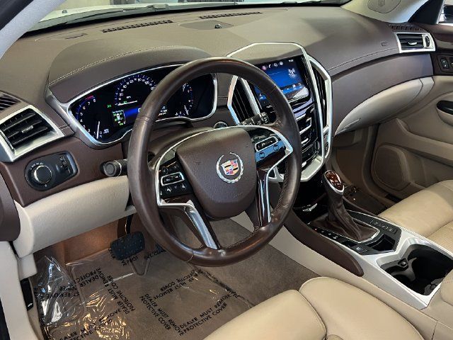 Used 2015 Cadillac SRX Luxury w/ Driver Awareness Package FWD image 18