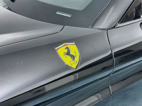 Used 2017 Ferrari California T RWD image 42