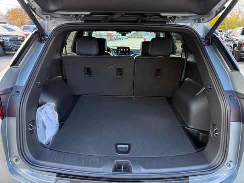 New 2025 Chevrolet Blazer RS w/ Driver Confidence II Package image 25