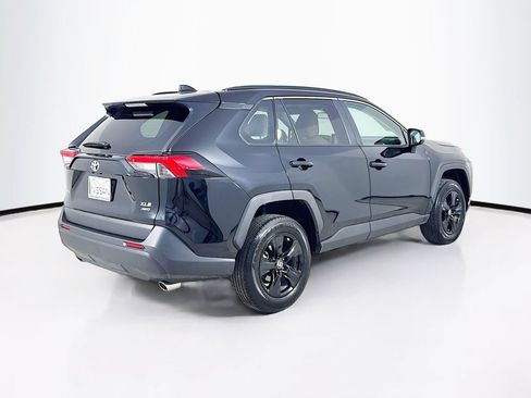 Used 2025 Toyota RAV4 XLE AWD/4WD image 7