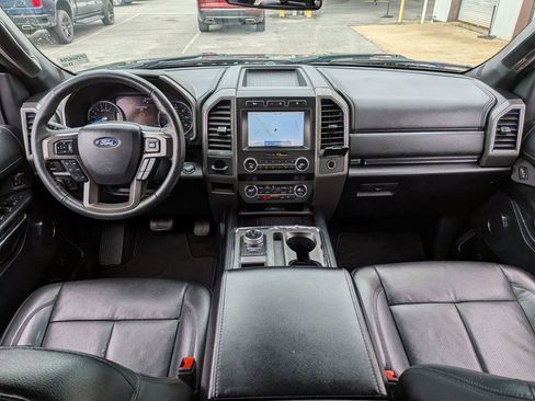 Used 2020 Ford Expedition XLT w/ Equipment Group 202A RWD image 24