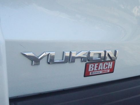 Used 2018 GMC Yukon SLT w/ Open Road Package AWD/4WD image 42