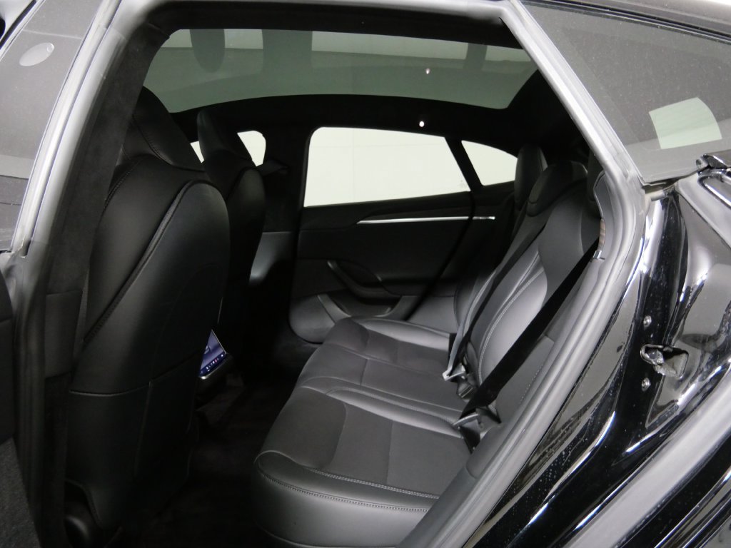 Used 2024 Tesla Model S AWD/4WD image 15