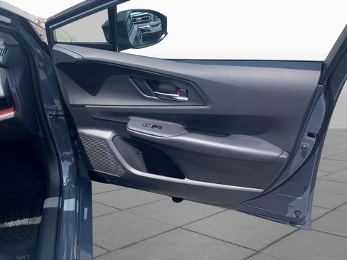 Used 2024 Toyota Prius Prime Premium FWD image 23