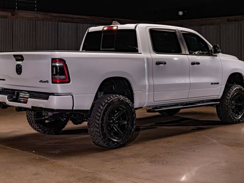 Used 2024 RAM 1500 Laramie AWD/4WD image 10